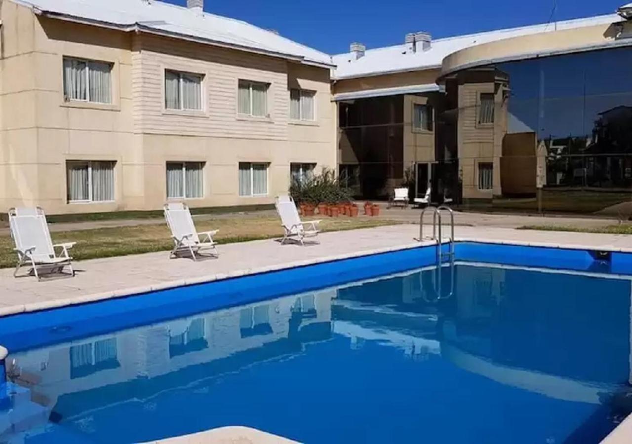 Paradores Austral Bahia Blanca Exterior photo