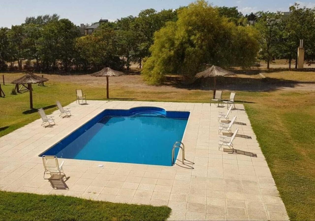 Paradores Austral Bahia Blanca Exterior photo
