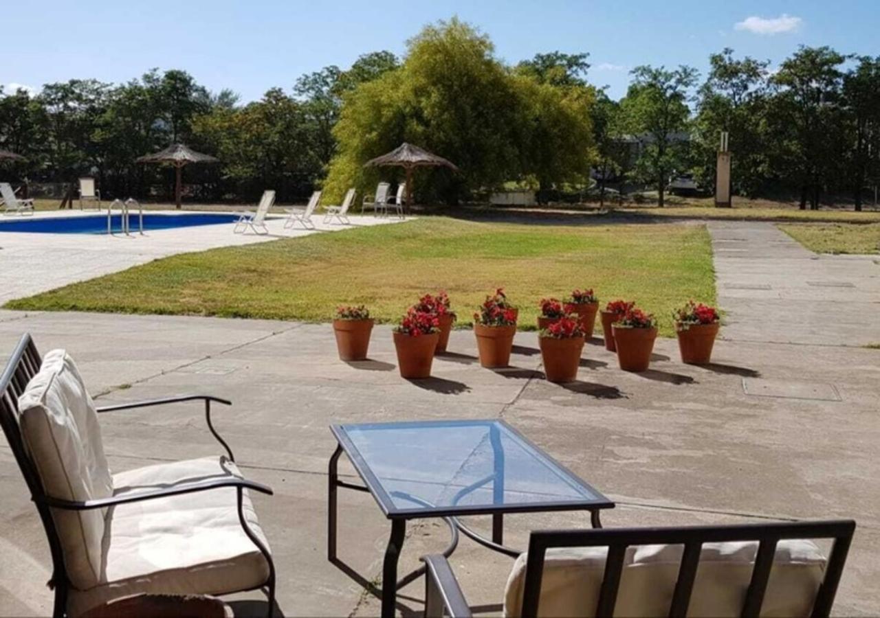 Paradores Austral Bahia Blanca Exterior photo