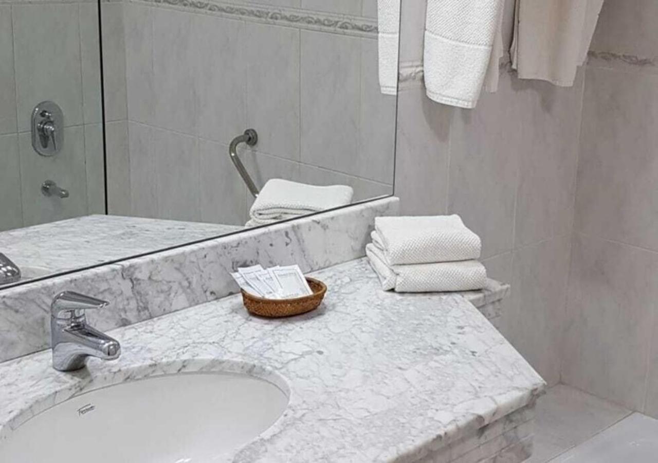 Paradores Austral Bahia Blanca Exterior photo